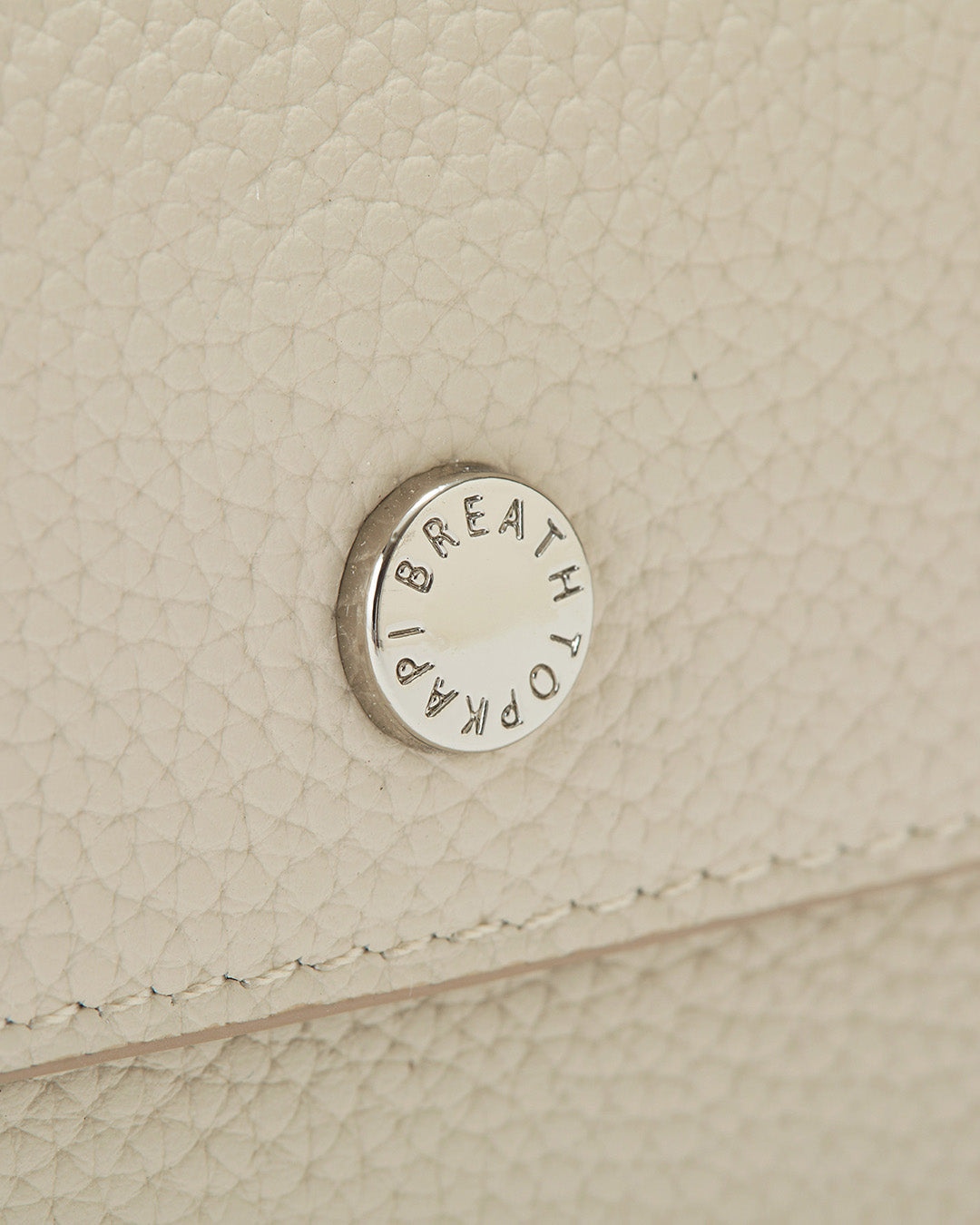 ELAN シュリンクレザー 折り財布