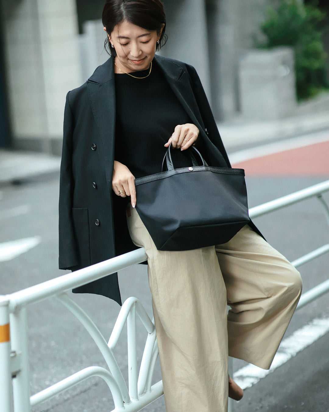 【塚田有紀子さんコラボ】NORM リサイクル ポリエステル シュリンクレザー コンビ トート バッグ