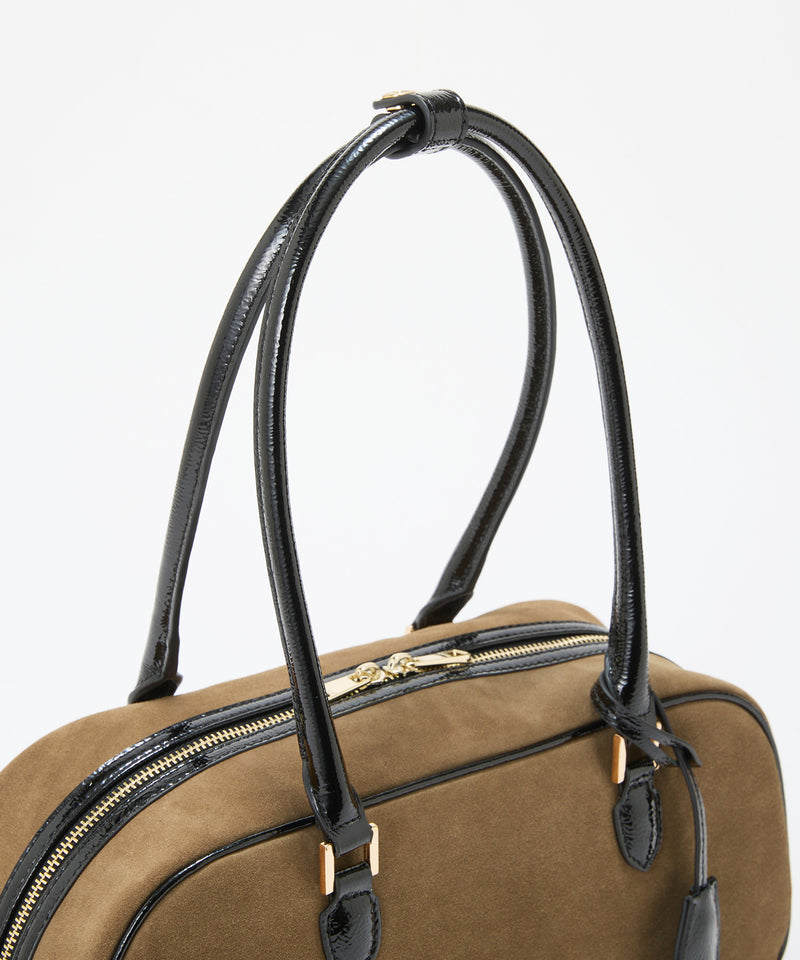 スエード エナメルコンビ ワイド ボストンバッグ チャーム付き