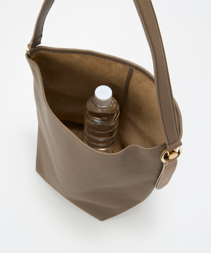 シュリンクレザー ワンハンドル バケットバッグ