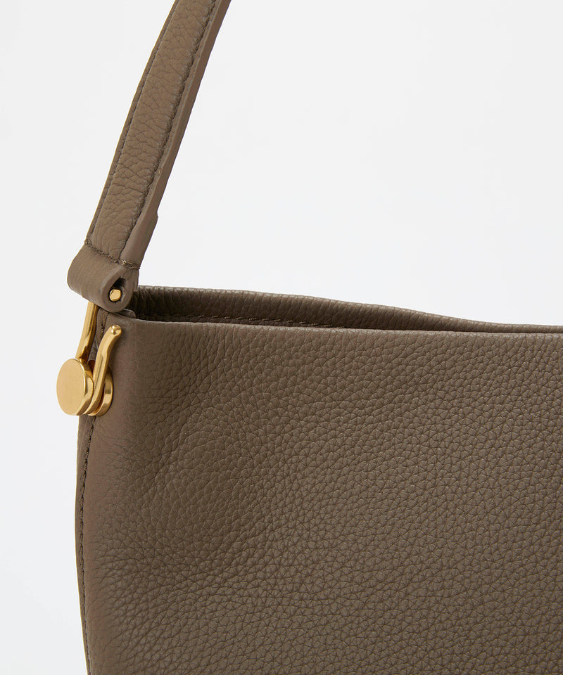 シュリンクレザー ワンハンドル バケットバッグ