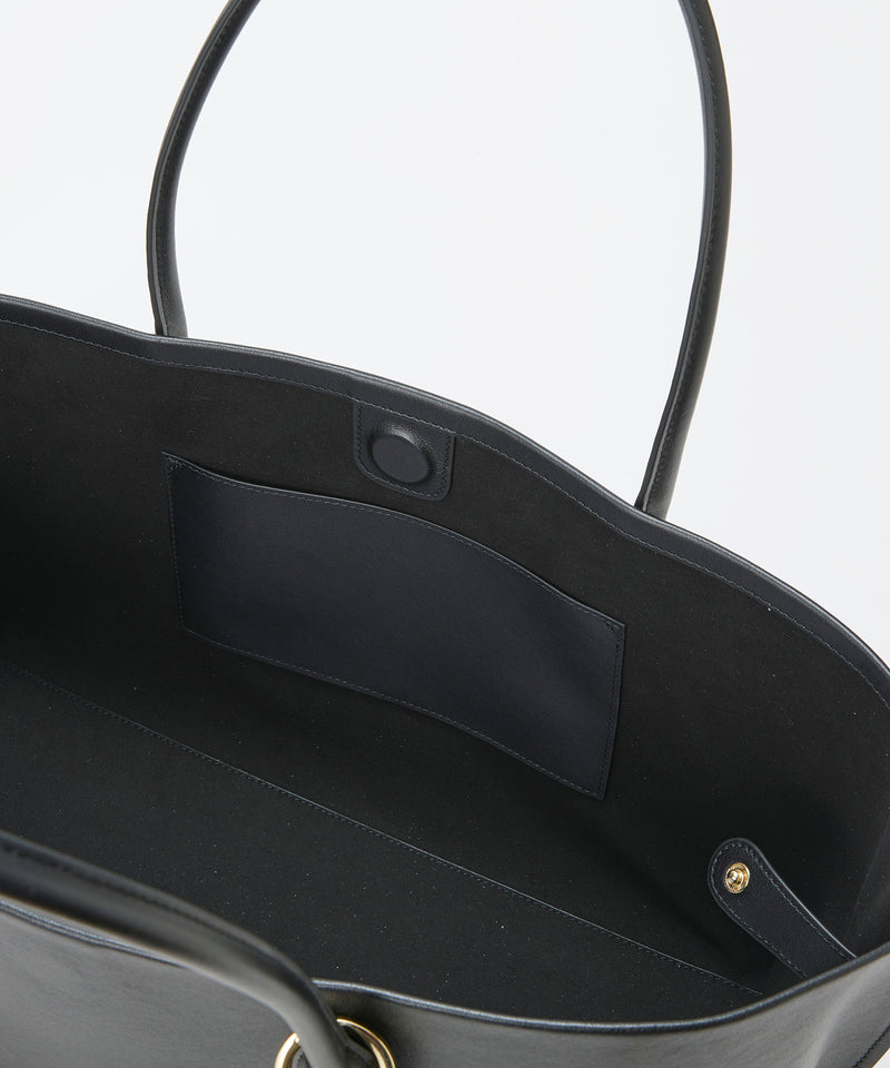 シュリンクレザー スクエア トートバッグ　ポーチ・ミニショルダー付