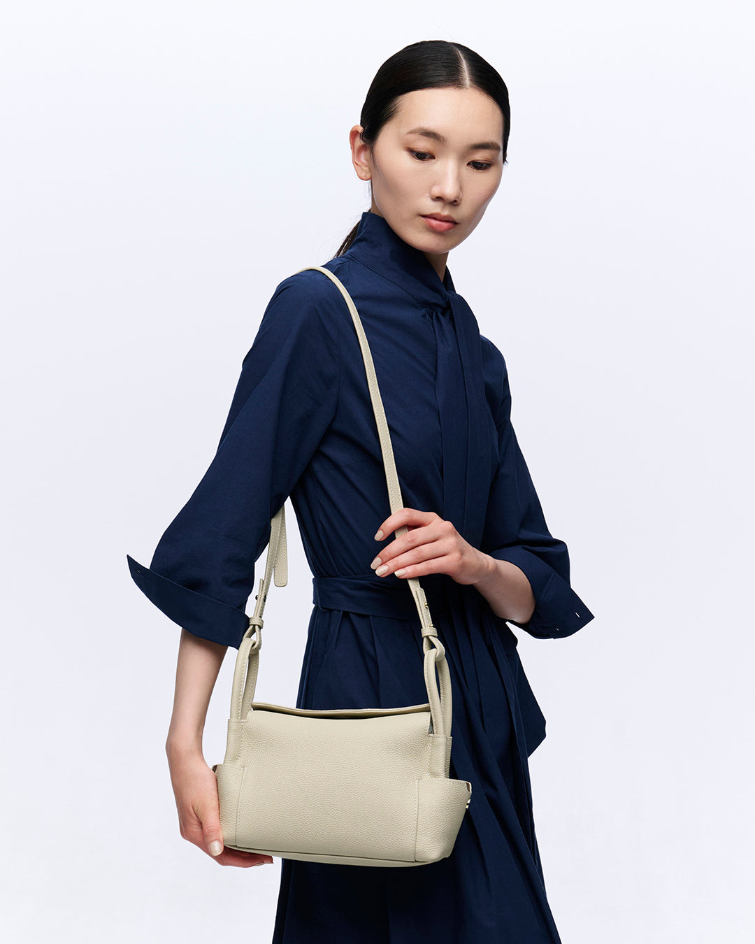 【公式限定】Iris シュリンクレザー 2WAY ショルダーバッグ