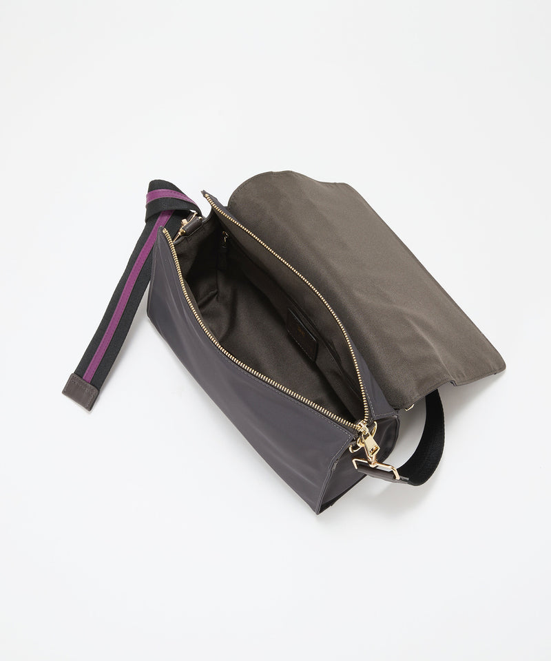 ショルダーバッグ・ポシェット ^LEATHERY^ Flap chain shoulder bag BLACK LRBG5102BK Small black leather crossbody bag
