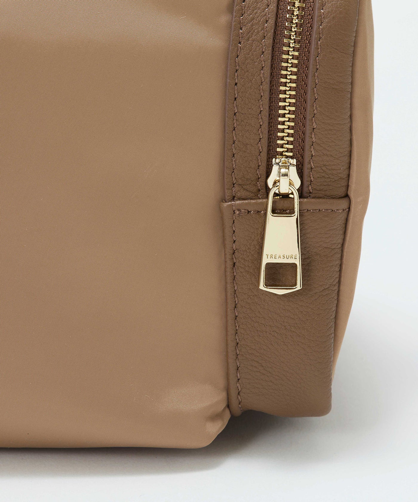 ナイロン サイドポケット ワンショルダーバッグ – TOPKAPI（トプカピ）