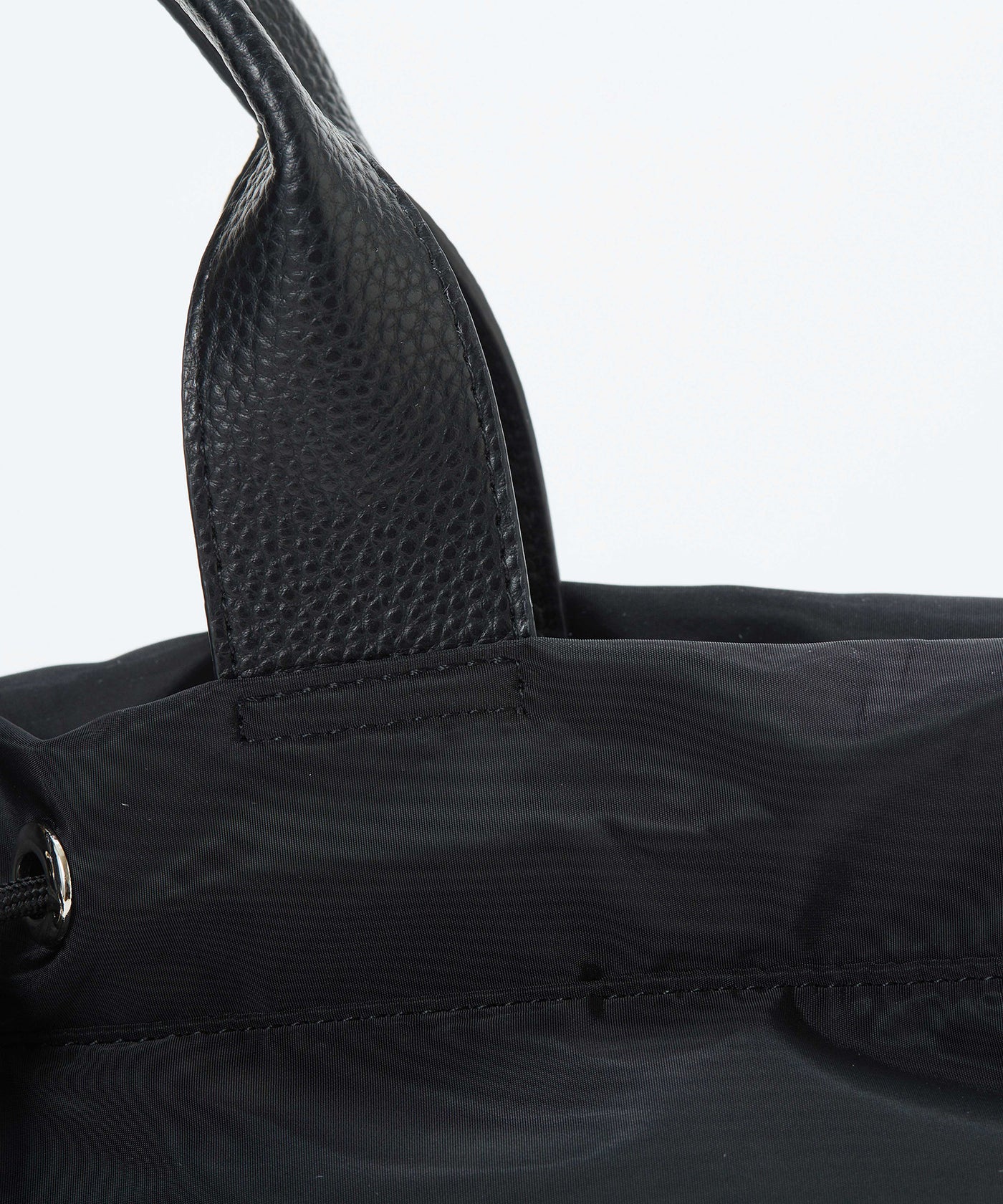 ナイロン パターンベルト付き 2way トートバッグ / 8ポケット