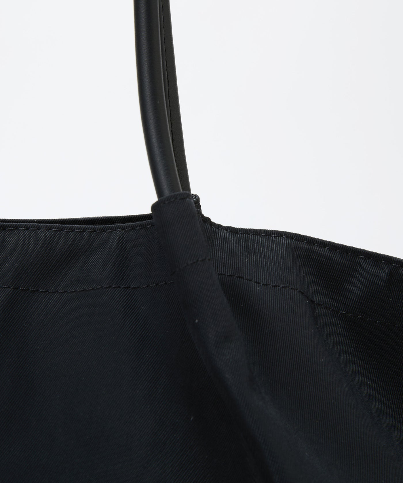 ナイロン センターベルト トートバッグ A4 / 軽量 / 肩掛け – TOPKAPI