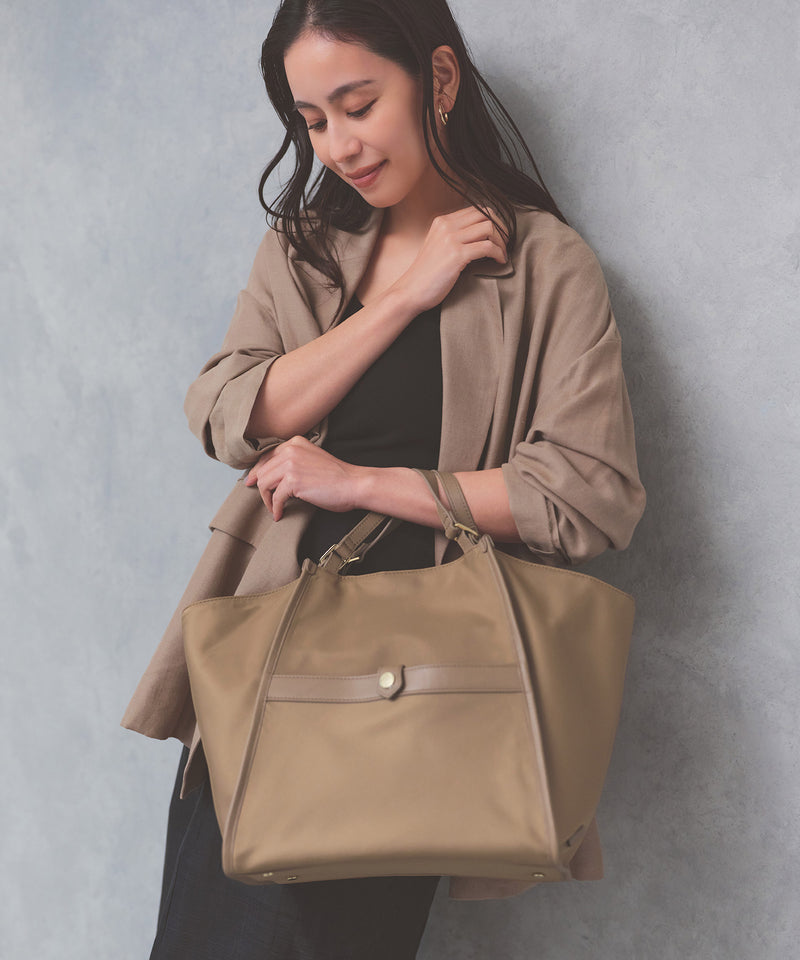 ナイロン 2wayレザーハンドル トートバッグ – TOPKAPI（トプカピ）