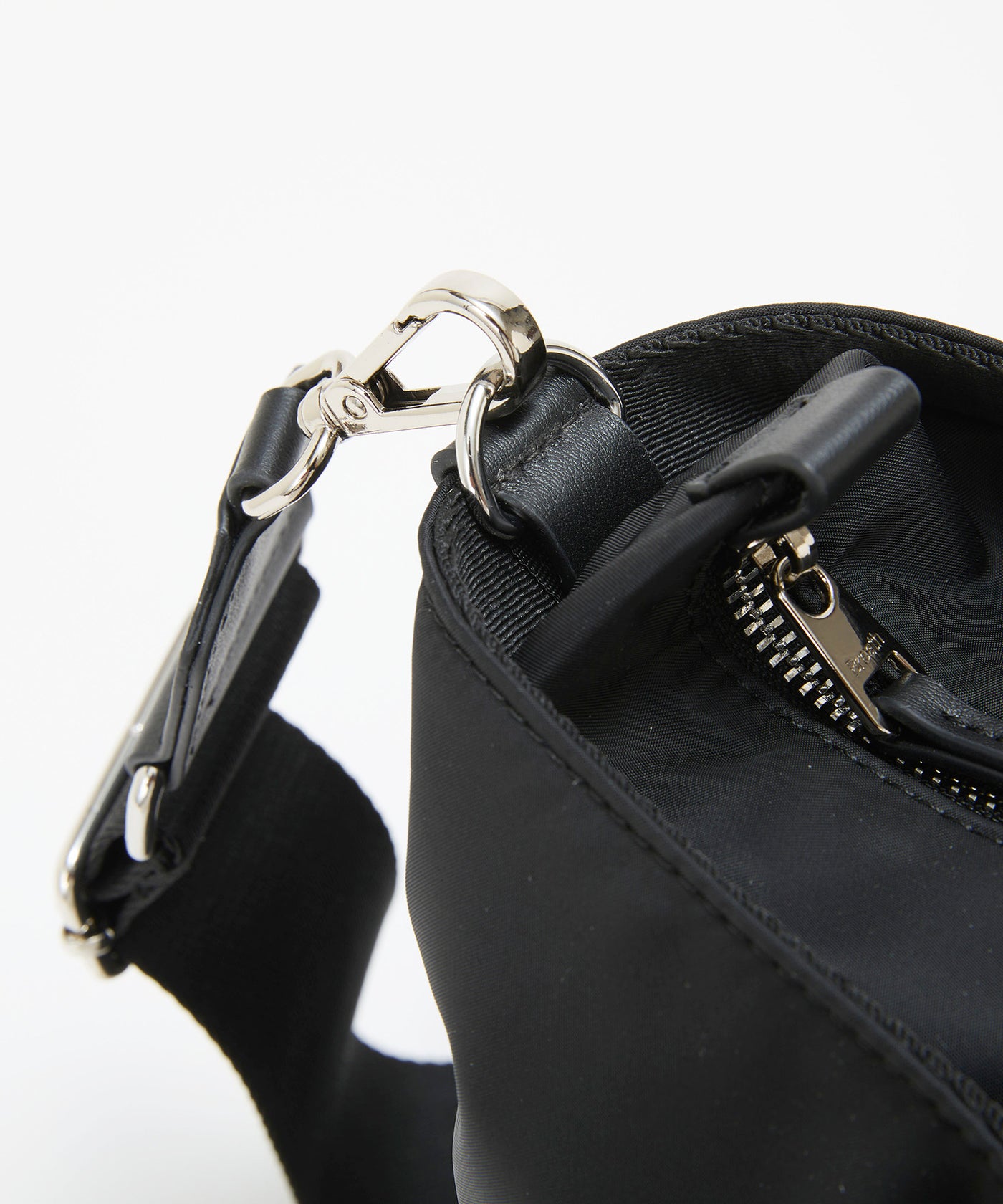 DAY TRIPPER デイトリッパー ナイロン 2way トートバッグ A4対応