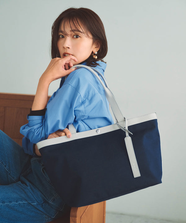 FLOAT フロート ナイロン トートバッグ　A4 / 超軽量 / 撥水 / 肩掛け