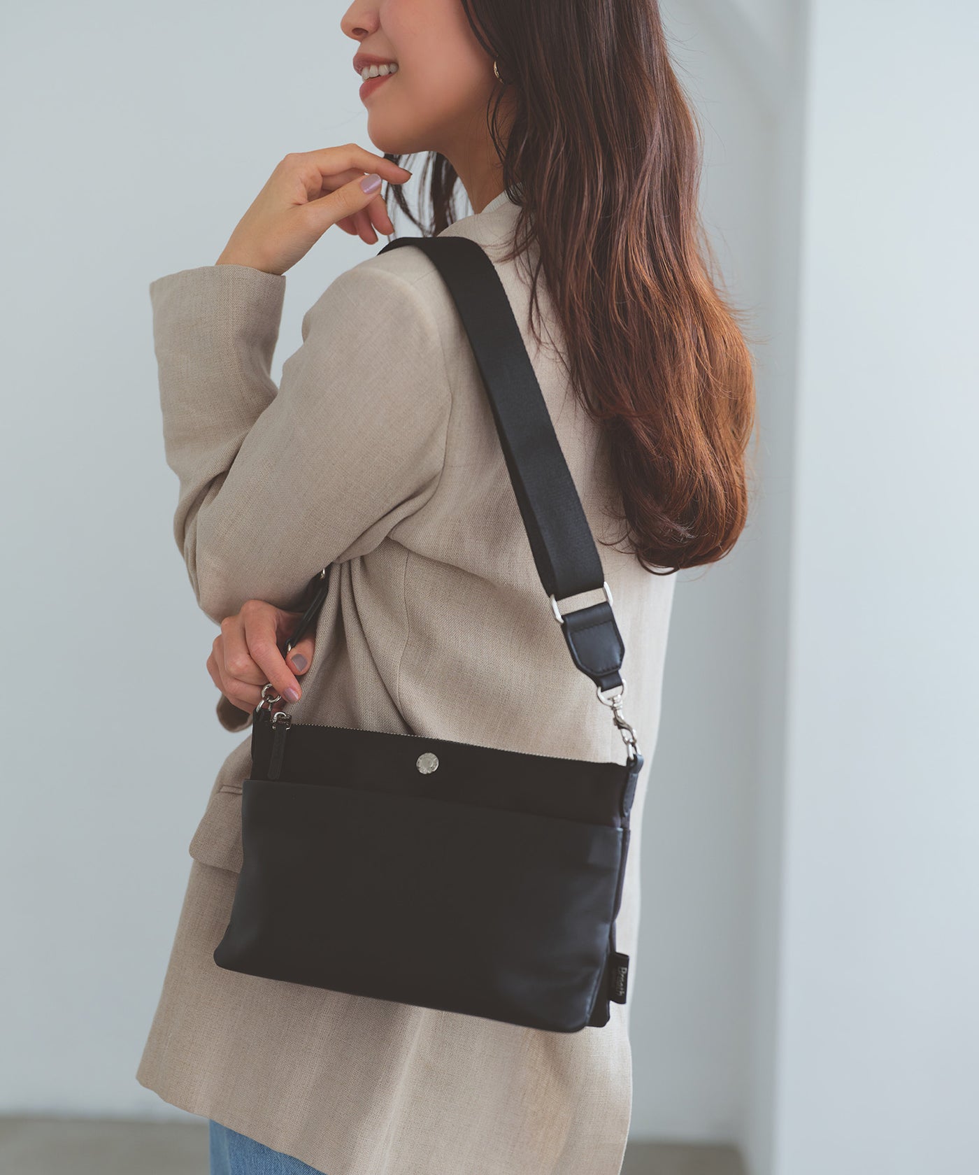 LINEA リネア レザーコンビ スワローマチ ショルダーバッグ – TOPKAPI