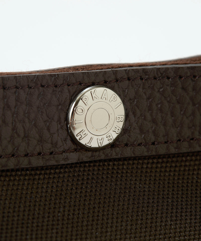 【塚田有紀子さんコラボ】NORM ノーム リサイクル ポリエステル シュリンクレザー コンビ B5 トート バッグ