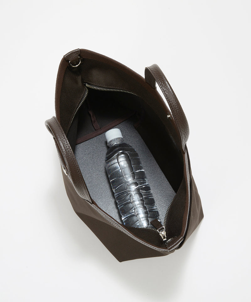 【塚田有紀子さんコラボ】NORM ノーム リサイクル ポリエステル シュリンクレザー コンビ B5 トート バッグ