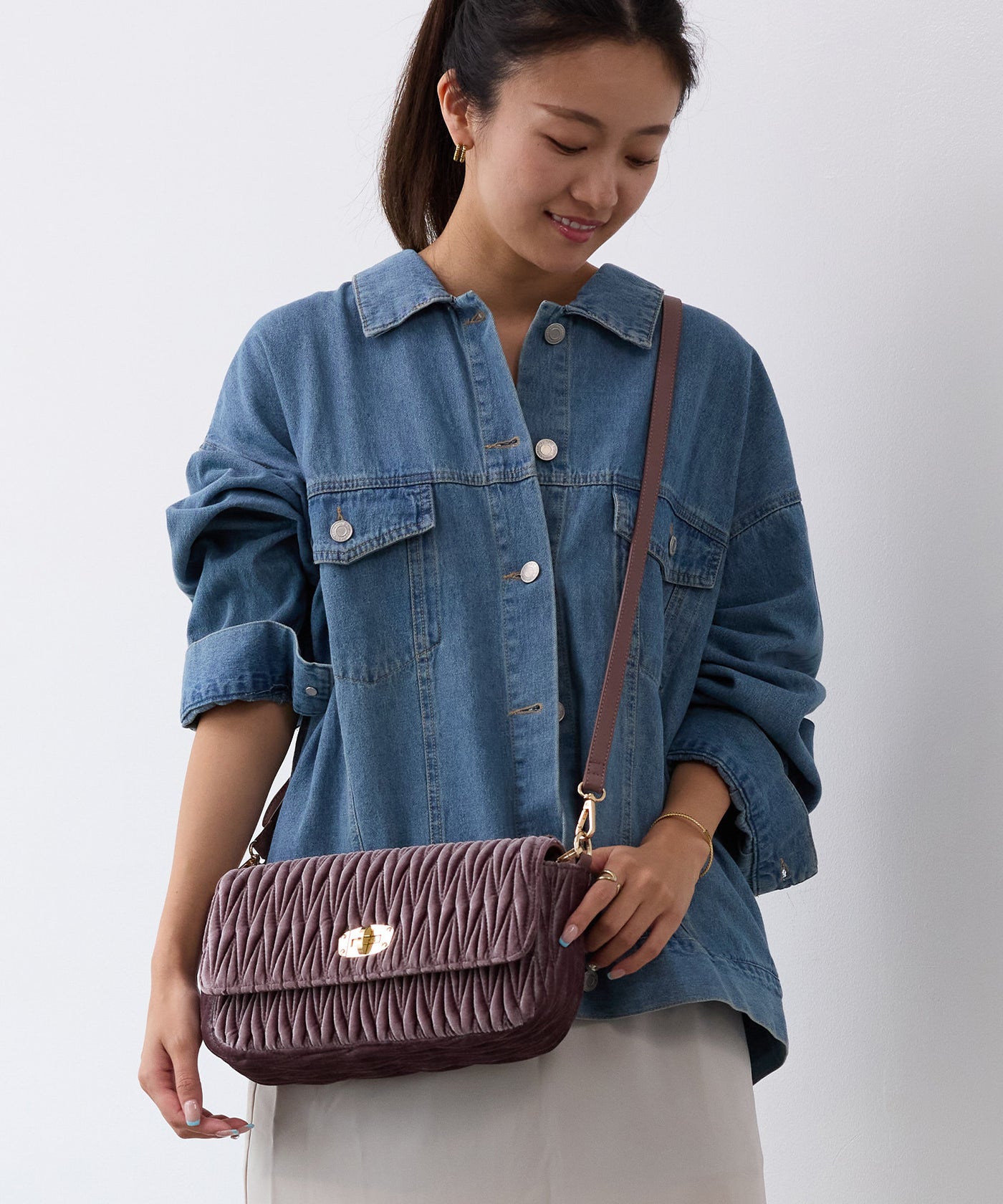 Miu Miu ビジュー ベルベットクリスタルショルダーバッグ ネイビー