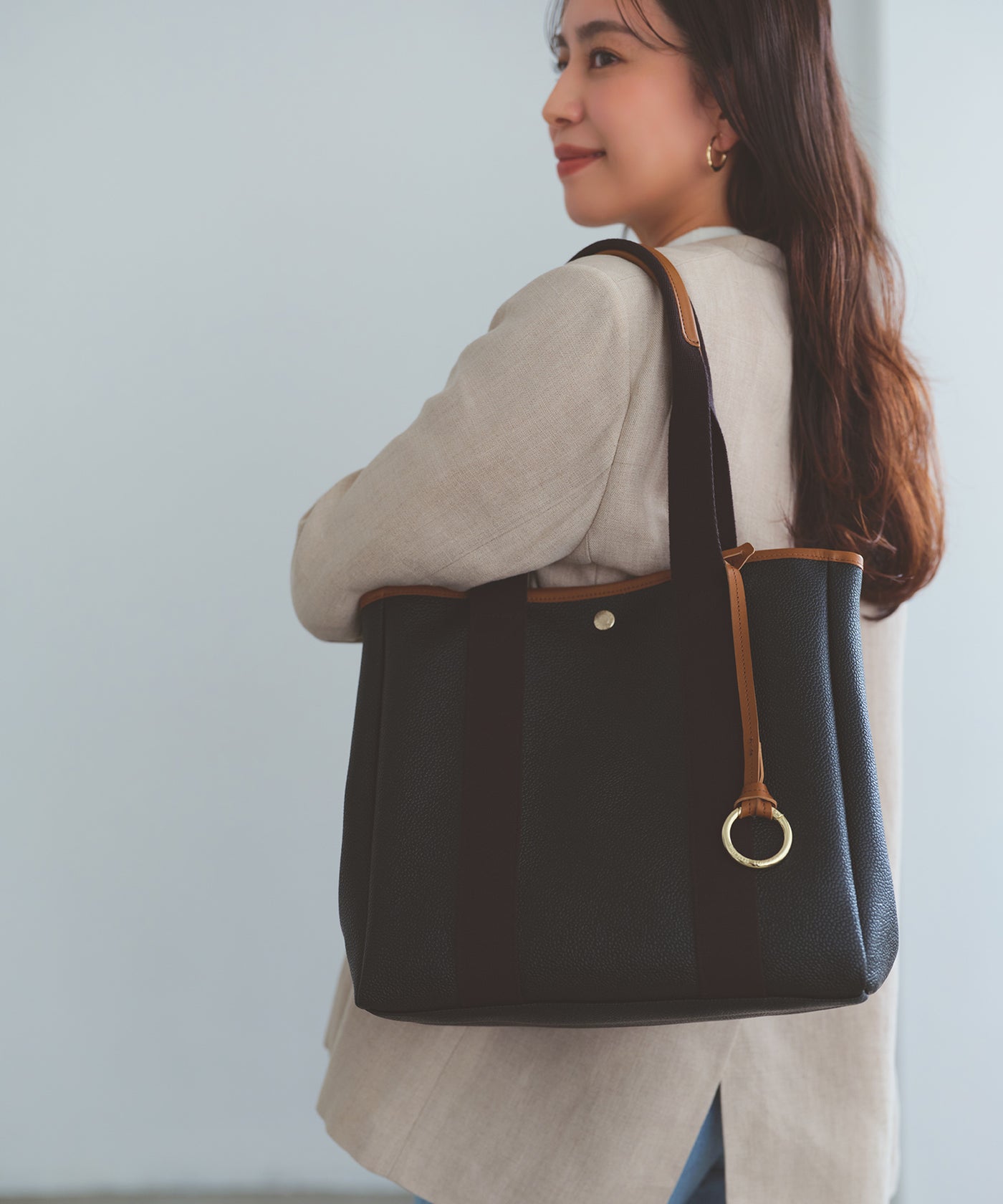 ババグーリ チュニック ドロストトップス 2way XL ブラック インド綿 セール】 前後2WAYドロストチュニック（オフホワイト/チャコールグレー