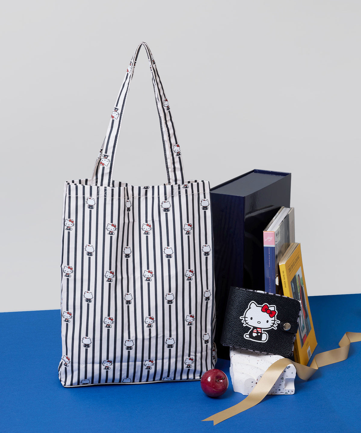 HELLO KITTY COLLABORATION – TOPKAPI（トプカピ）