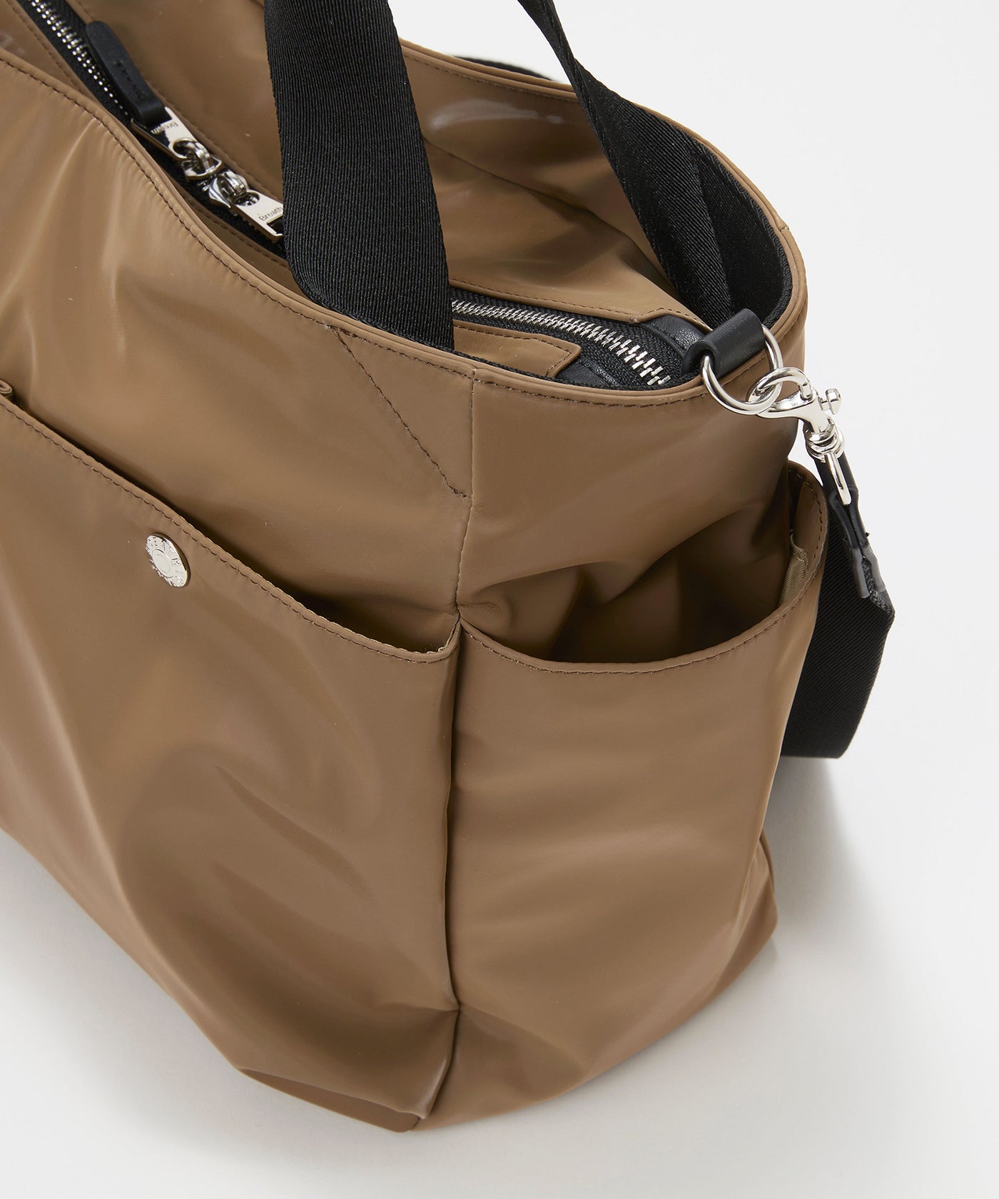 Train 防水ポリエステル ショルダー付き A4 トートバッグ / キャリー