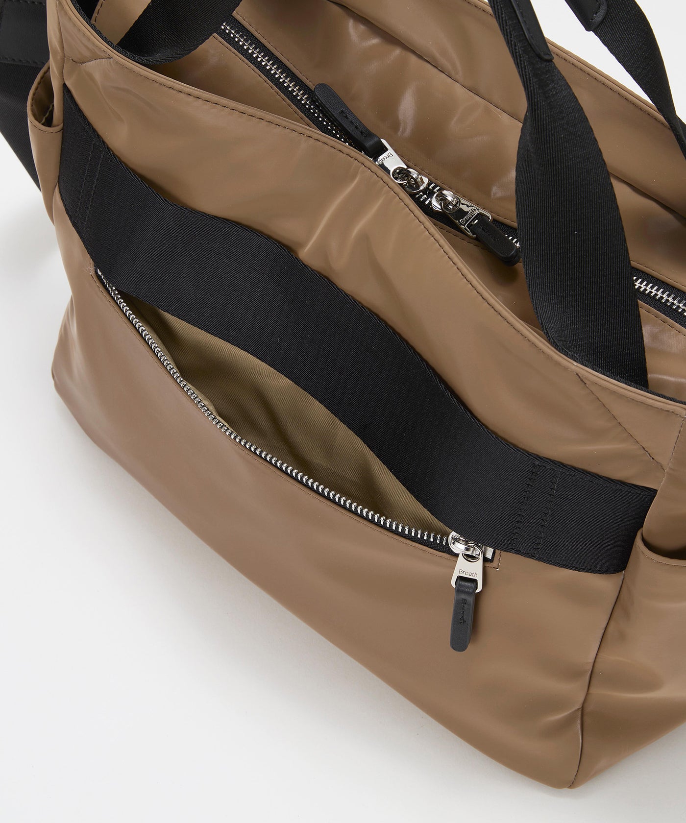 Train 防水ポリエステル ショルダー付き A4 トートバッグ / キャリー