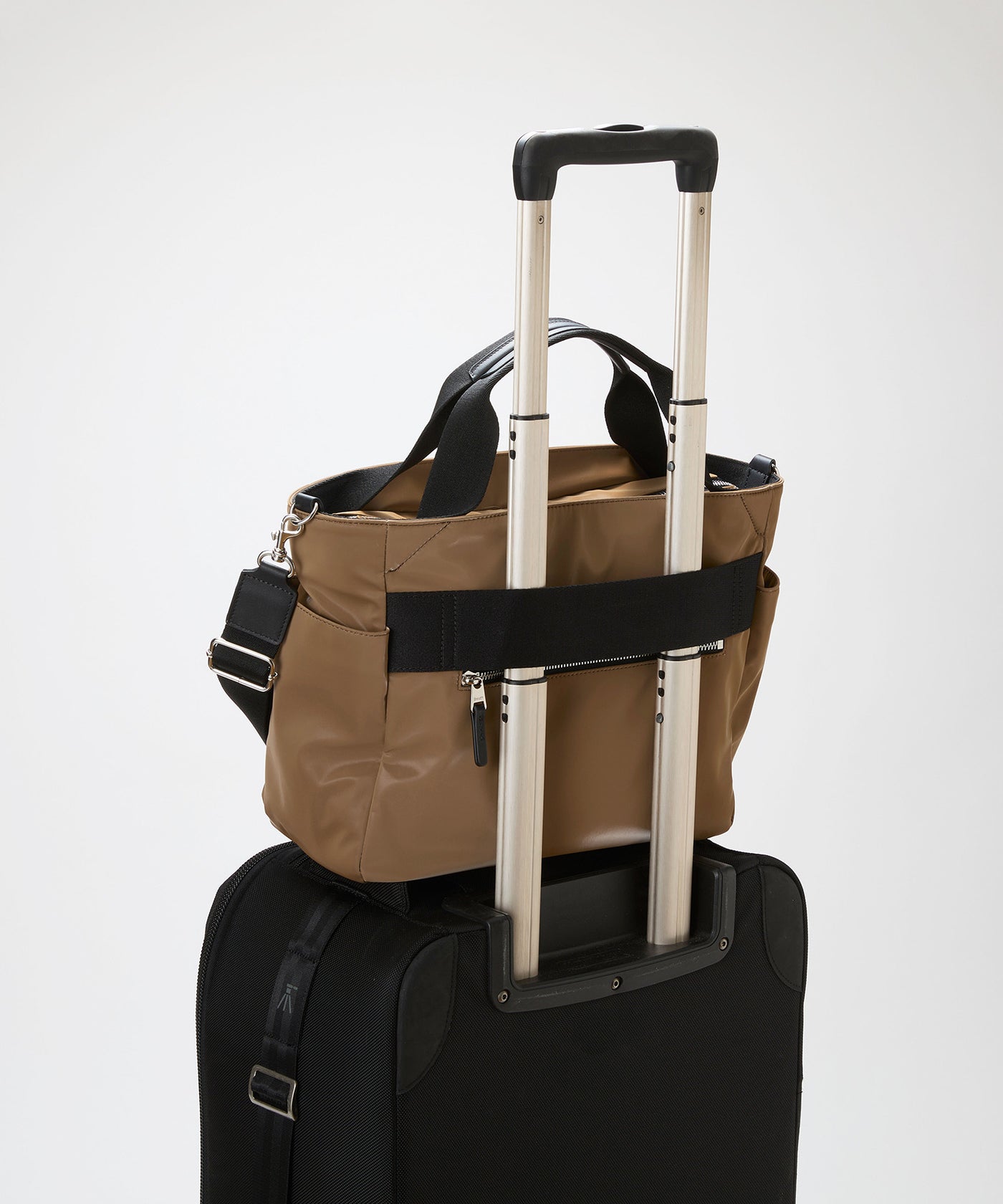 Train 防水ポリエステル ショルダー付き A4 トートバッグ / キャリー