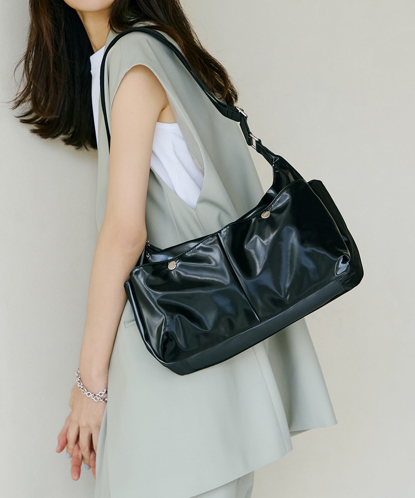 軽量430g】Train 防水ポリエステル ワイド ショルダーバッグ – TOPKAPI