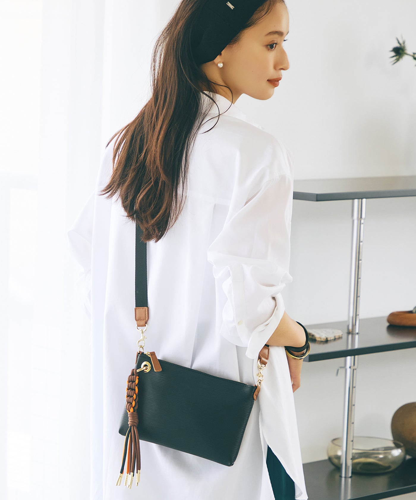 RIPPLE リプル コードチャーム付き ミニ ショルダーバッグ – TOPKAPI