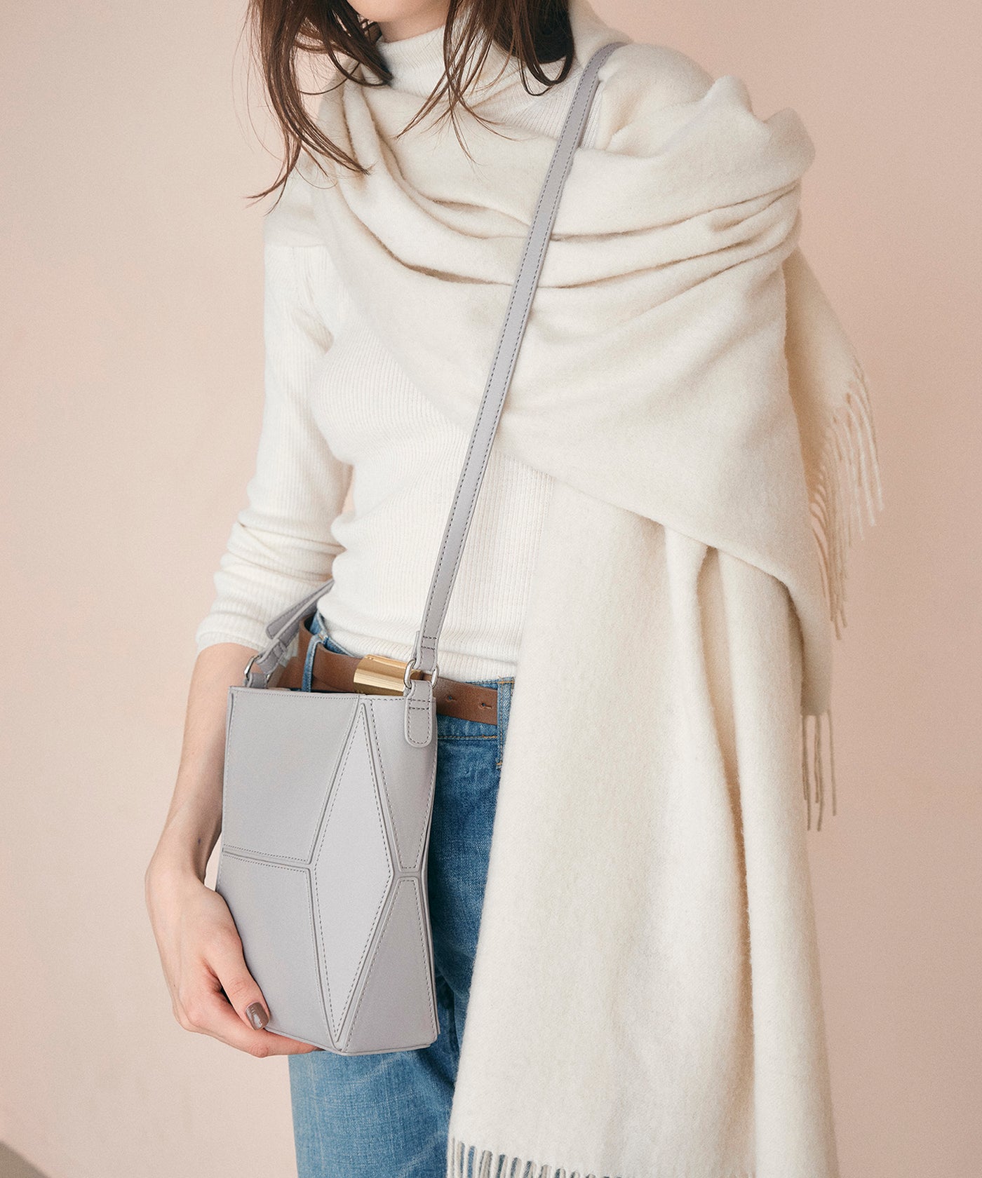 HODAKOVA ショルダーバッグ Belt Zip Bag Black – HODAKOVA