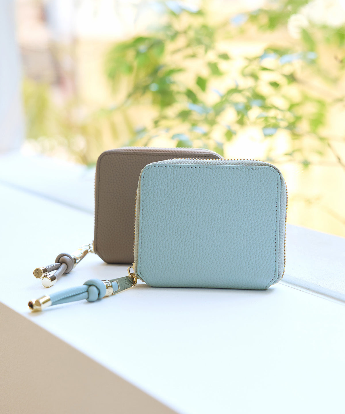 30代の女性に人気のレディース二つ折り財布おすすめ|TOPKAPI(トプカピ)