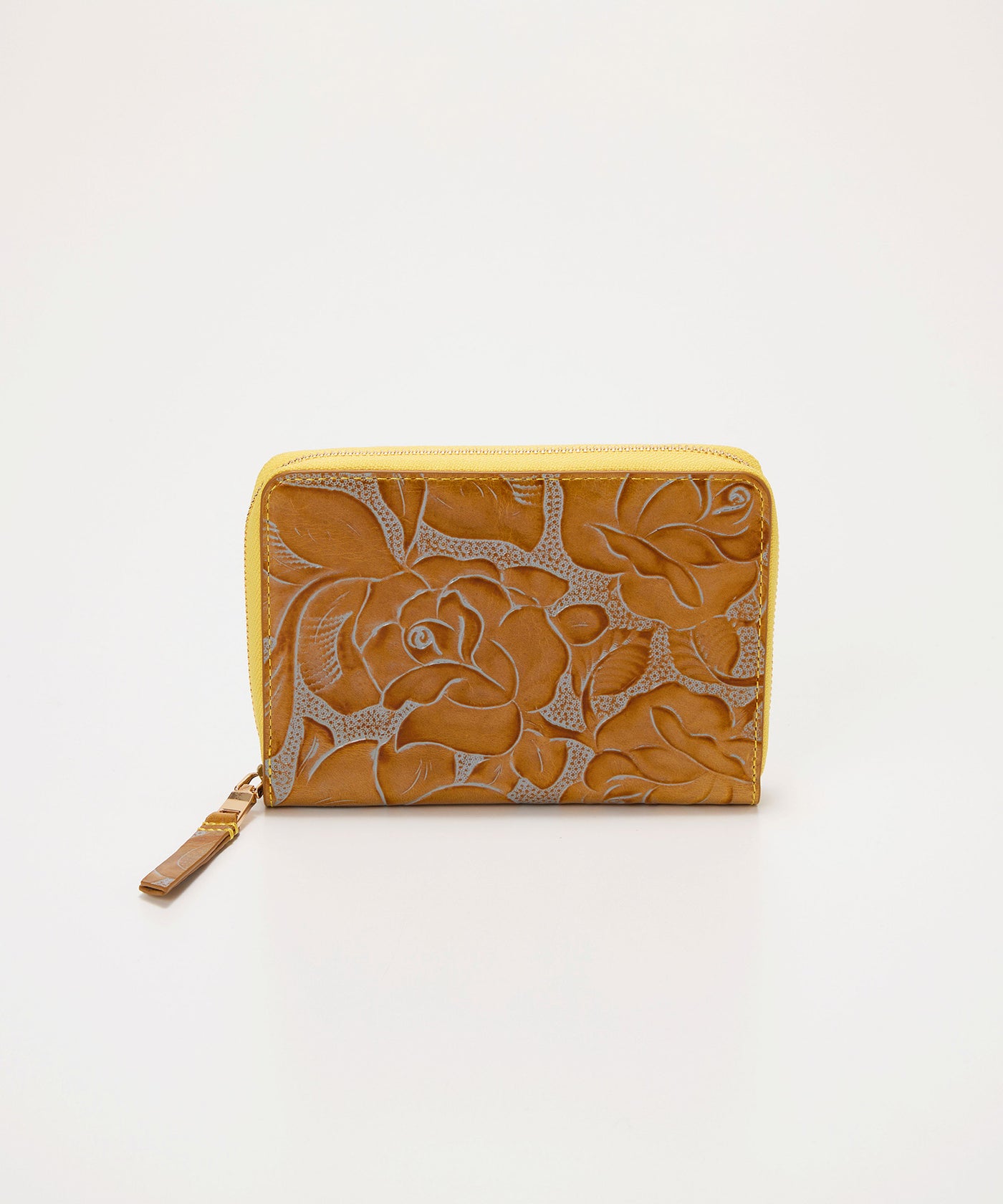 ミナペルホネン　feather dance pietra レザー　財布　パース ミナペルホネン feather dance pietra レザー 財布 パース ミナ