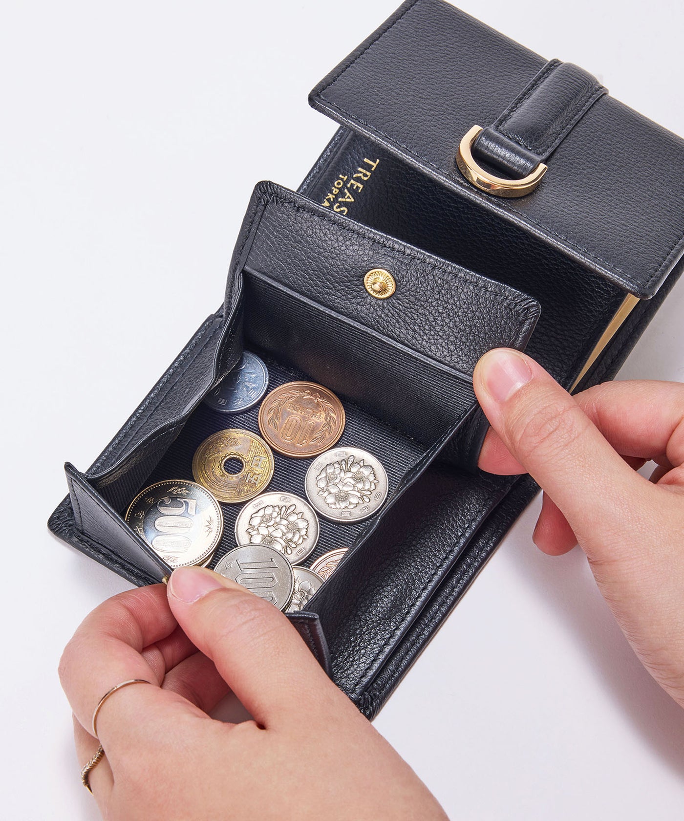 ソフトレザー ベルトデザイン 三つ折り財布 – TOPKAPI（トプカピ）