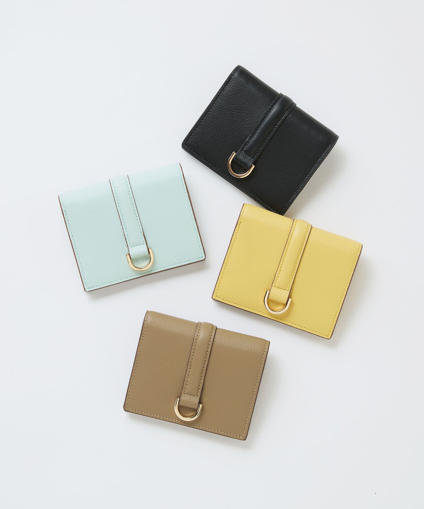 ソフトレザー ベルトデザイン 二つ折り財布 – TOPKAPI（トプカピ）