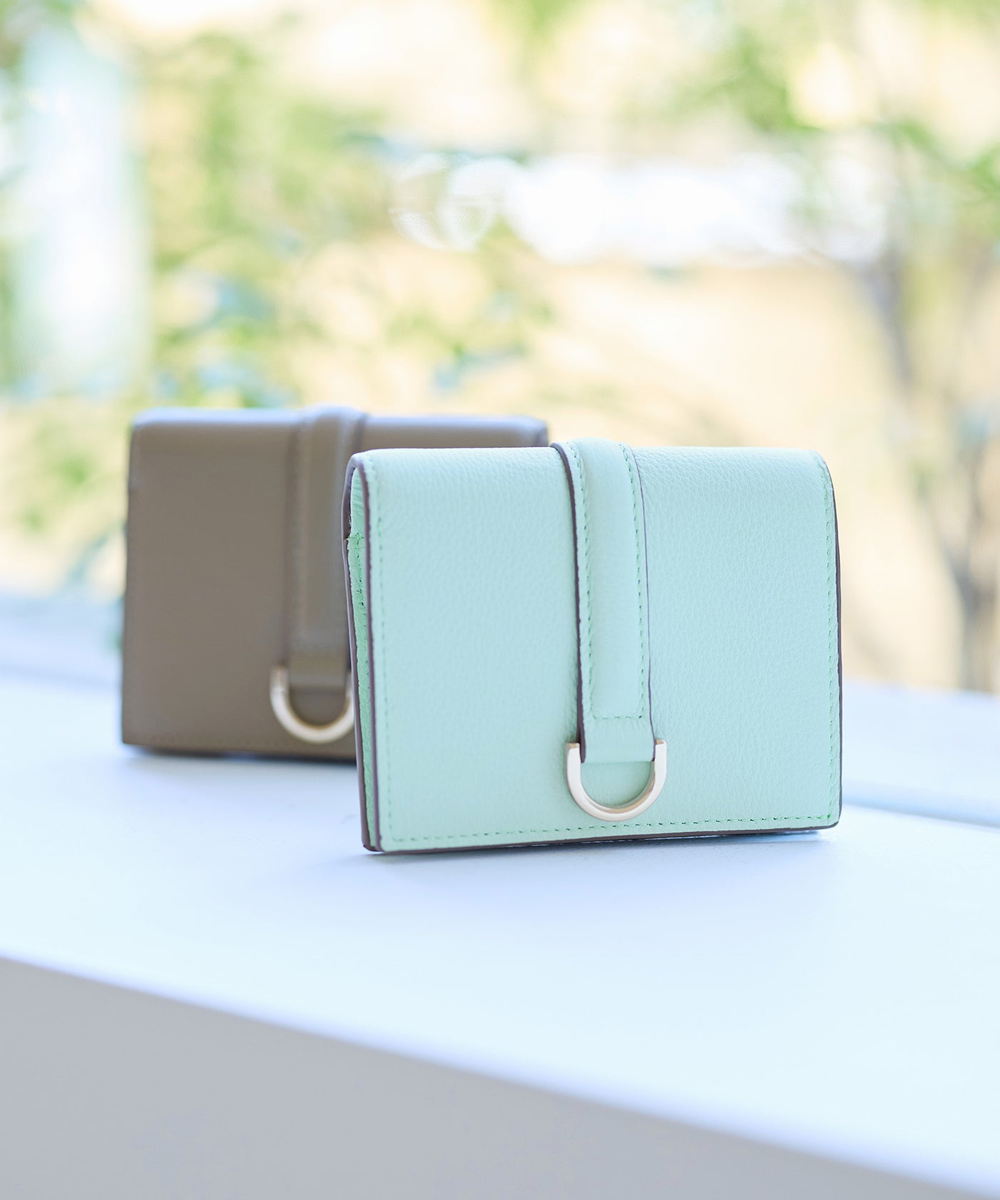 ソフトレザー ベルトデザイン 二つ折り財布 – TOPKAPI（トプカピ）