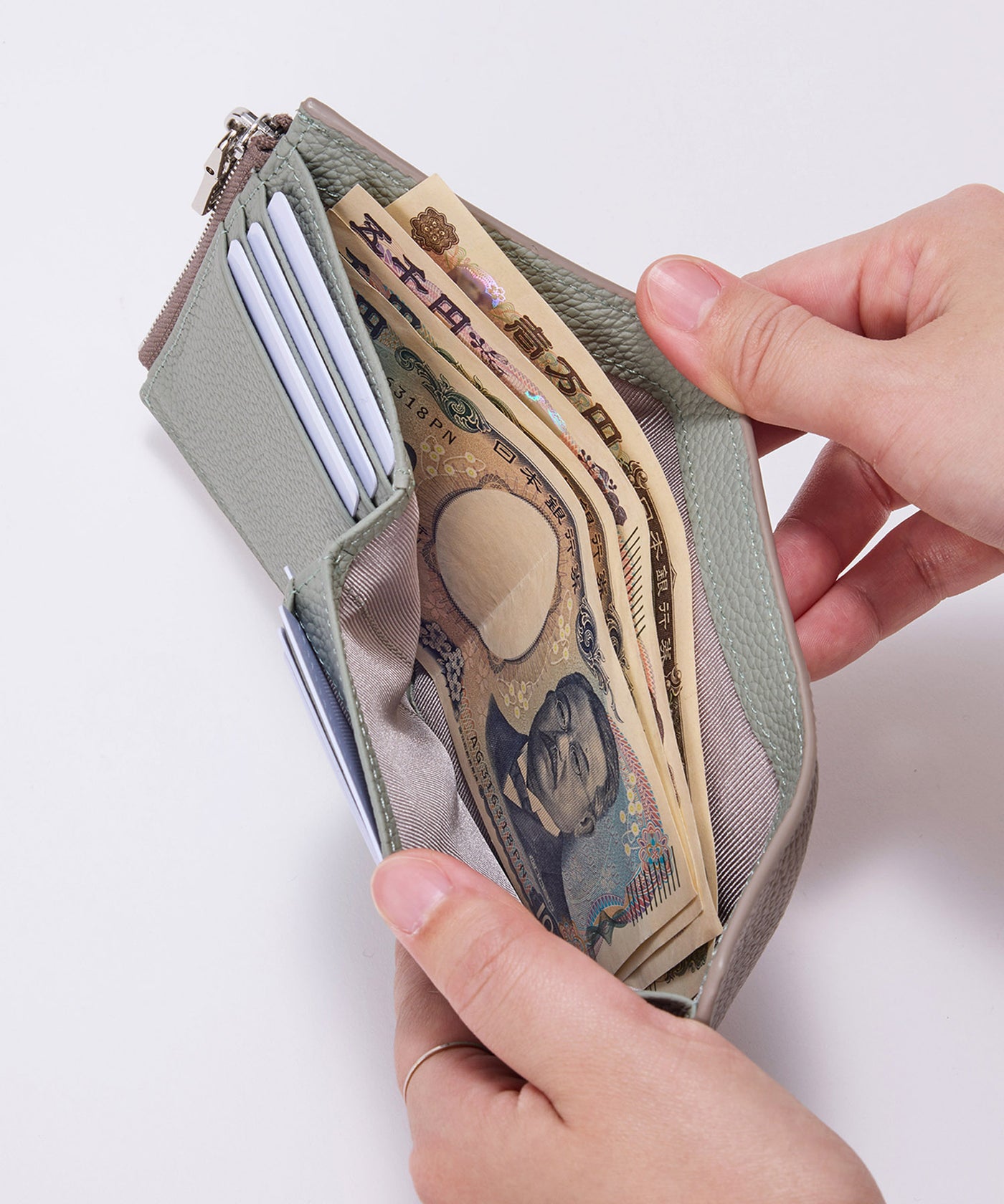 DUAL デュアル シュリンクレザー バイカラー 三つ折り 財布 薄型