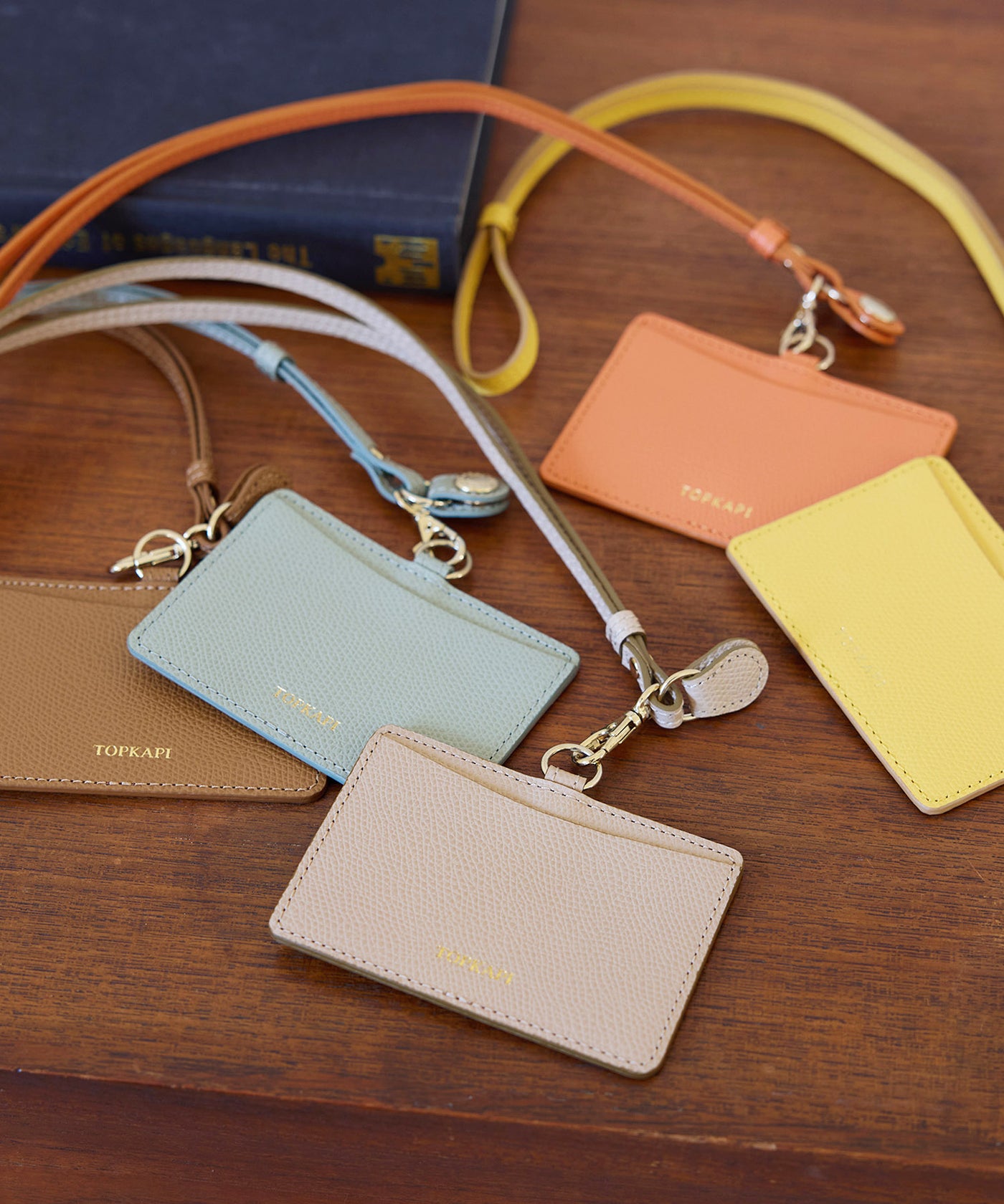 COLORATO コロラート 角シボ型押し IDケース – TOPKAPI（トプカピ）