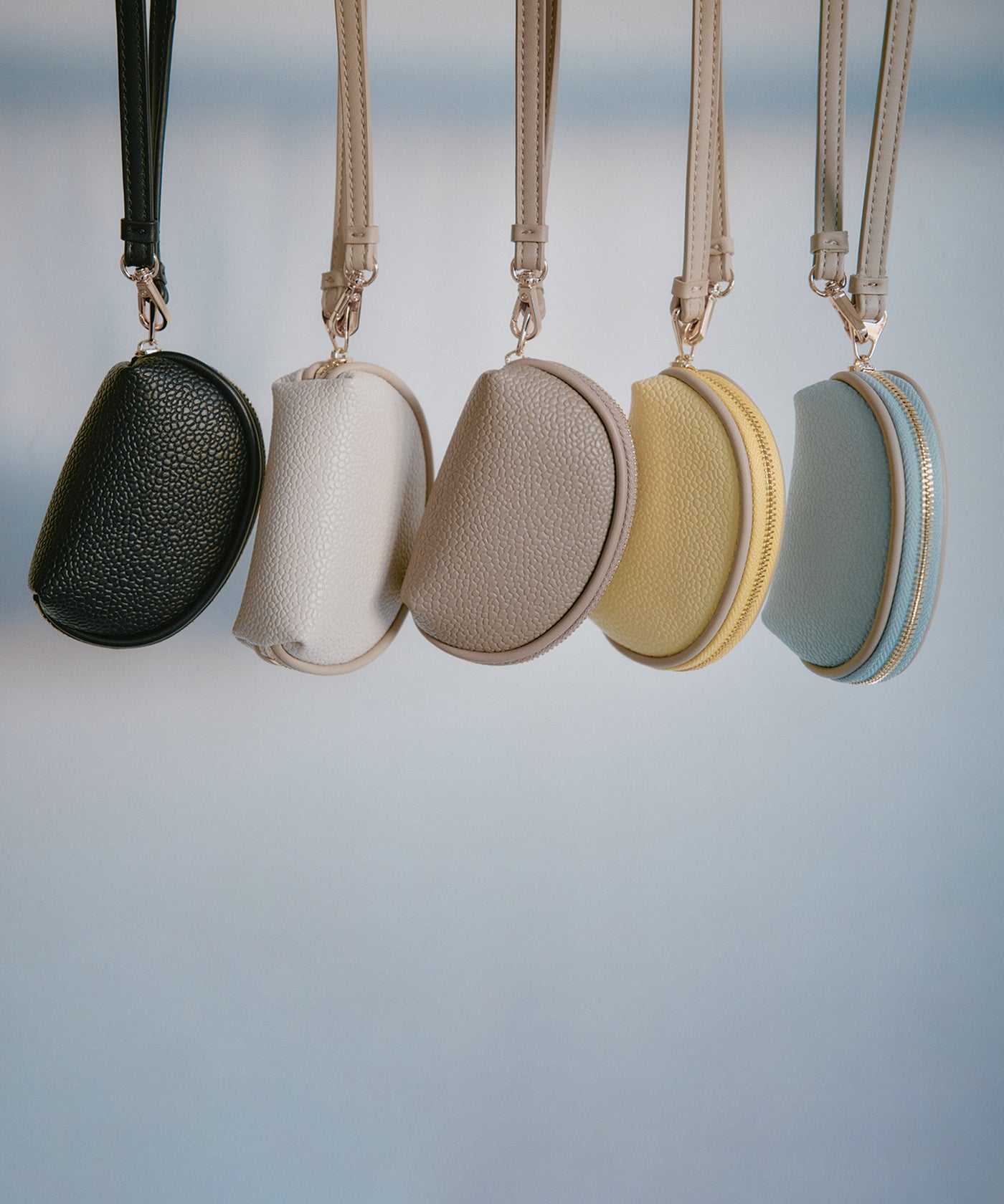 欅の小物入れです。 藤本美貴さんコラボ】スコッチグレイン ラウンド ミニポーチ キー