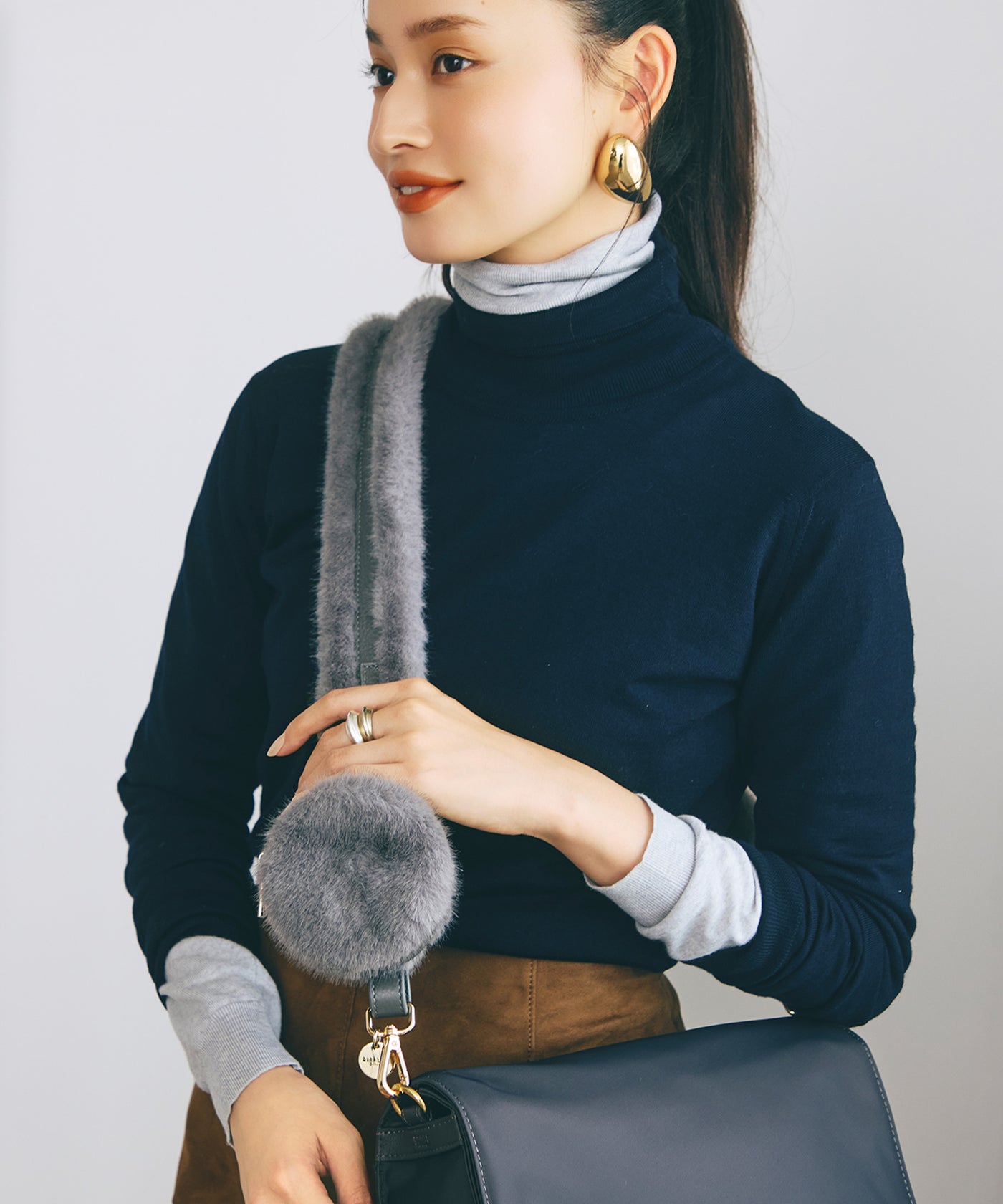 ムートンポーチ付き ショルダーベルト / スマホストラップ – TOPKAPI