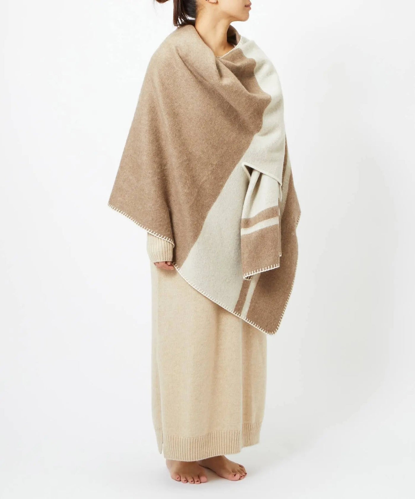 スタイリスト 福田麻琴さんコラボ カシミヤ 100% ポンチョ – TOPKAPI