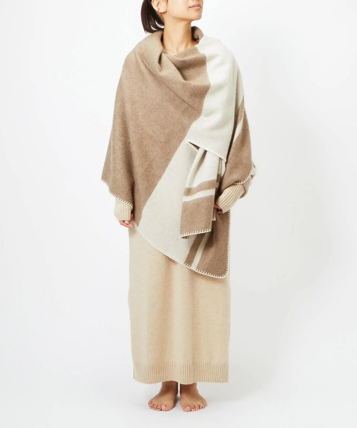スタイリスト 福田麻琴さんコラボ カシミヤ 100% ポンチョ – TOPKAPI